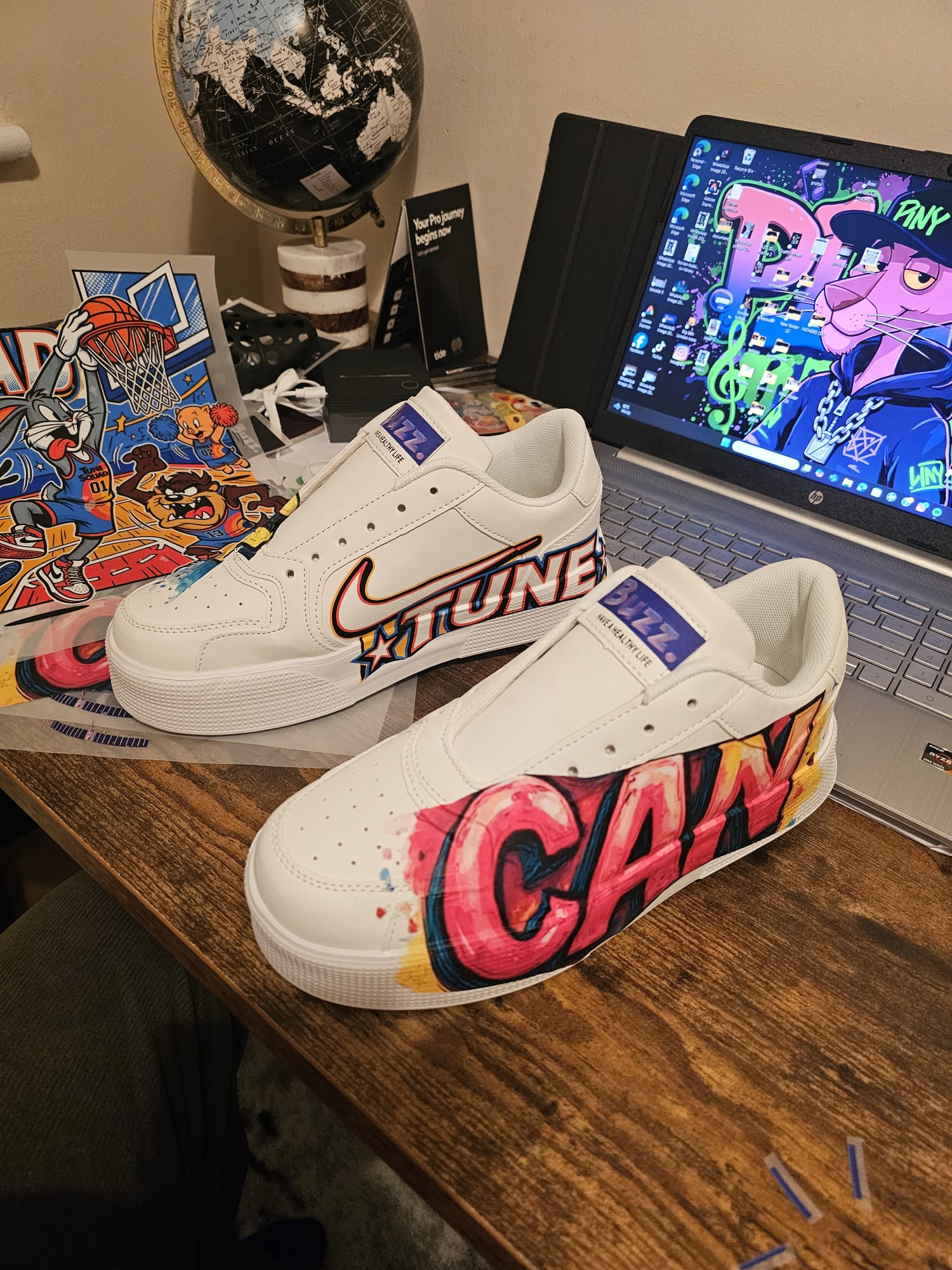 Buzz.Graffiti Sneakers – "Can Do It"